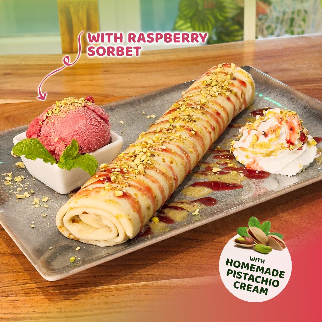 Pistachio cream – raspberry crepe Pistachio cream - raspberry crepe